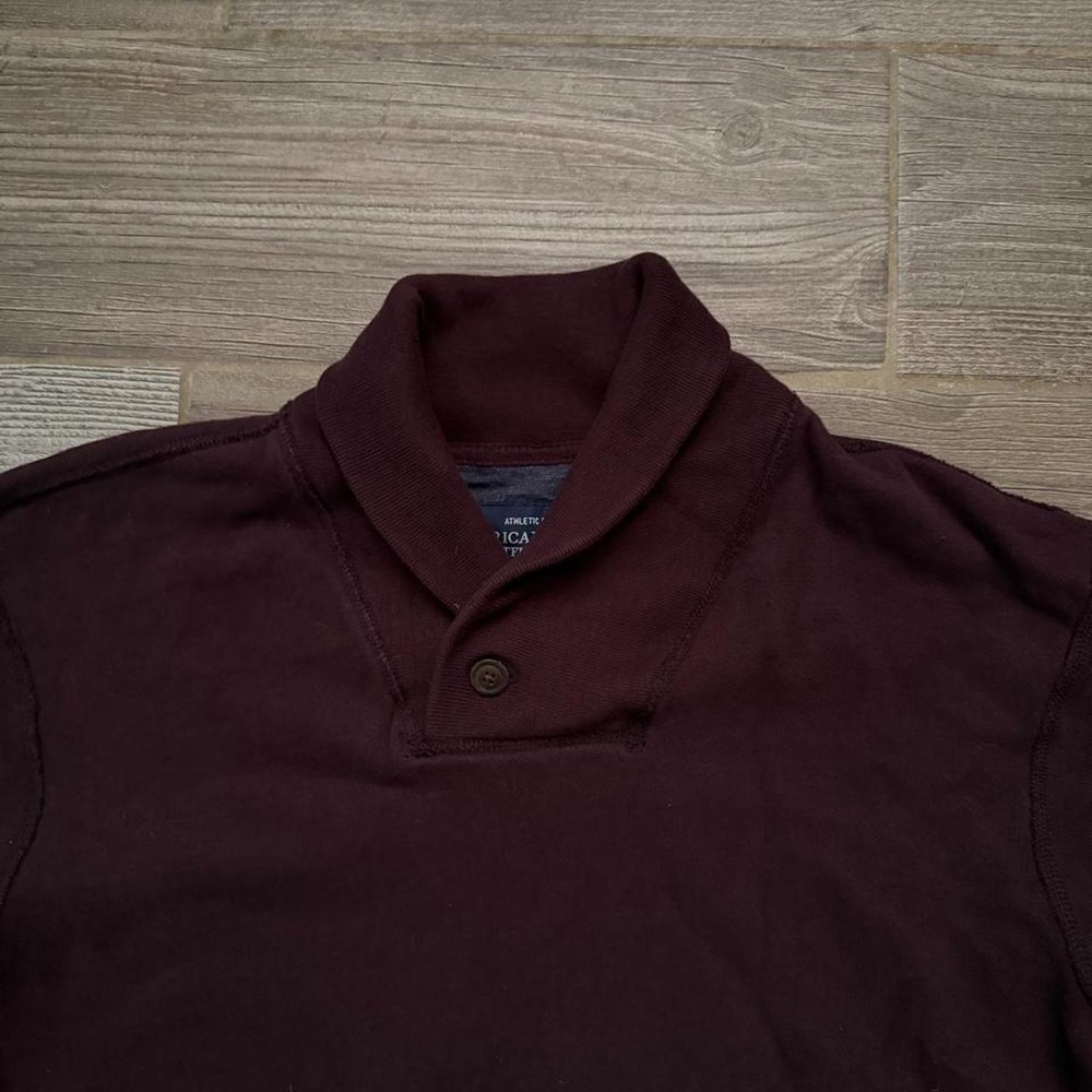 Y2K American Eagle Outfitters burgundy shawl collar sweatshirt size L